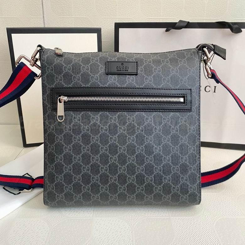 Gucci Handbags 135